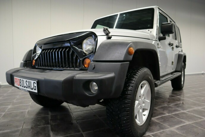 jeep-wrangler-diesel-2010-big-19