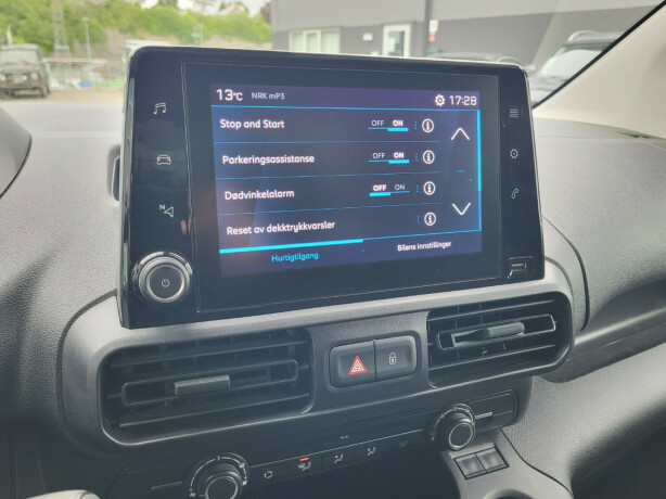 peugeot-partner-diesel-2022-big-20