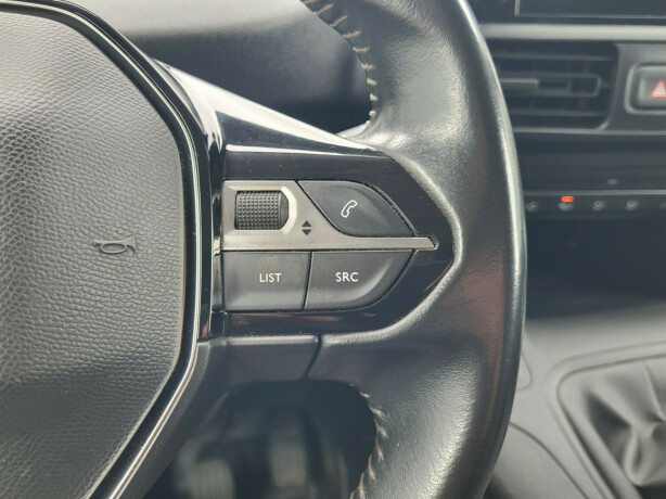 peugeot-partner-diesel-2022-big-24
