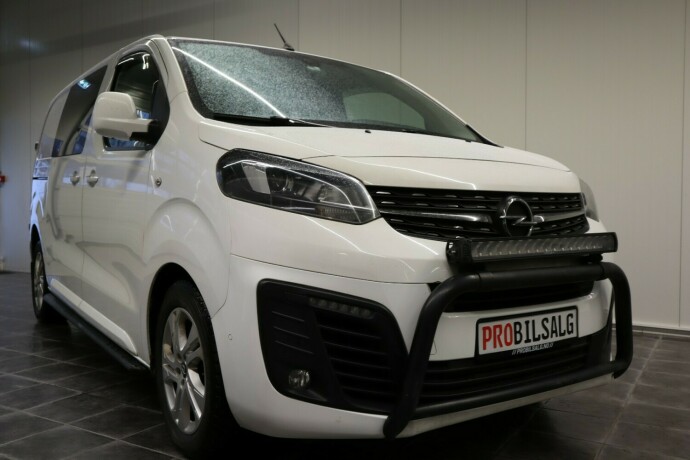 opel-vivaro-diesel-2020-big-12