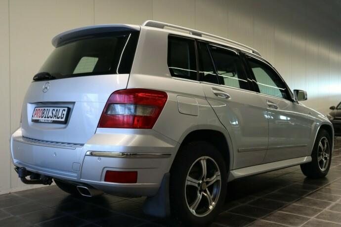 mercedes-benz-glk-diesel-2009-big-6