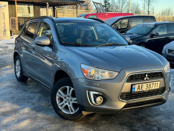 mitsubishi-asx-bensin-2013-big-0