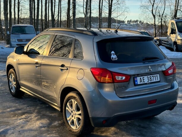 mitsubishi-asx-bensin-2013-big-4