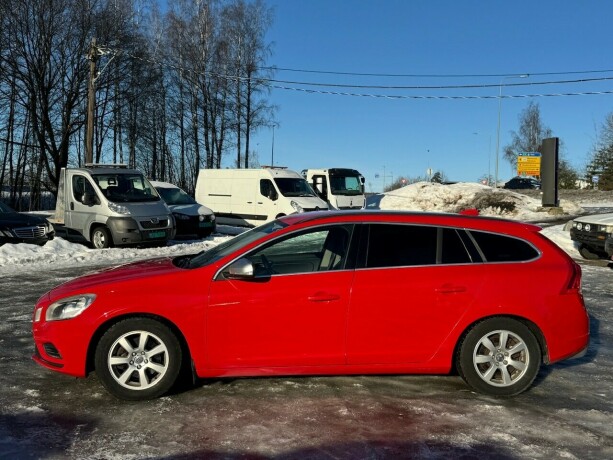 volvo-v60-diesel-2012-big-8