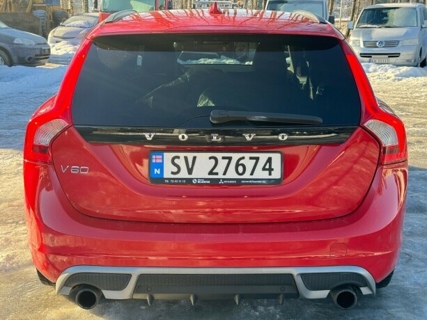 volvo-v60-diesel-2012-big-10