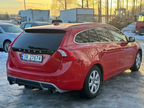 volvo-v60-diesel-2012-big-39