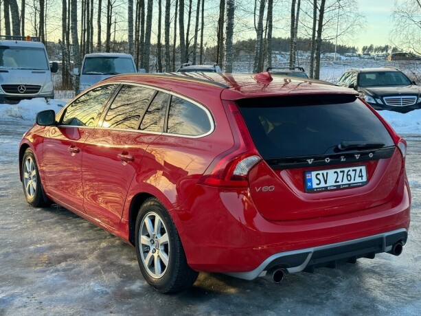 volvo-v60-diesel-2012-big-41