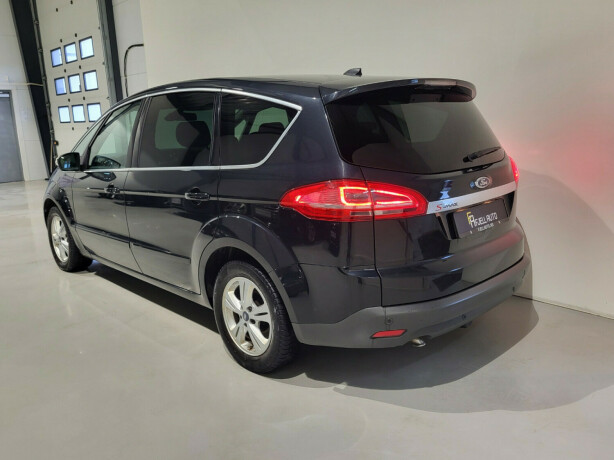 ford-s-max-diesel-2015-big-5