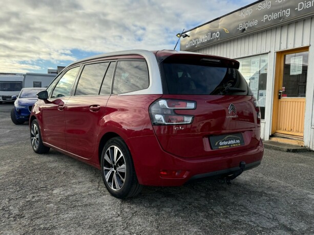 citroen-grand-c4-picasso-bensin-2018-big-9