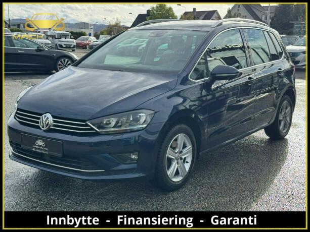 volkswagen-golf-sportsvan-bensin-2015-big-2