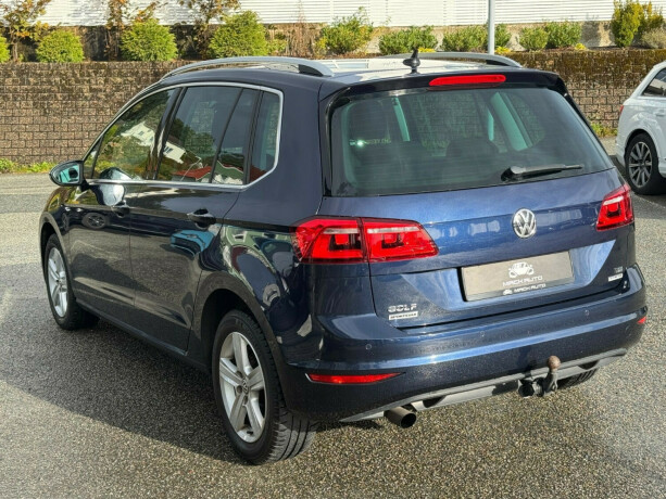 volkswagen-golf-sportsvan-bensin-2015-big-24