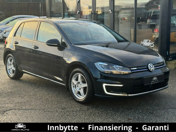 volkswagen-golf-elektrisitet-2020-big-0