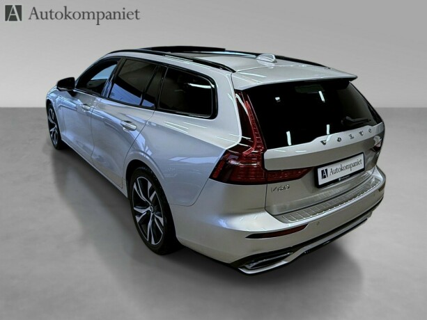 volvo-v60-elektrisitetbensin-2020-big-3