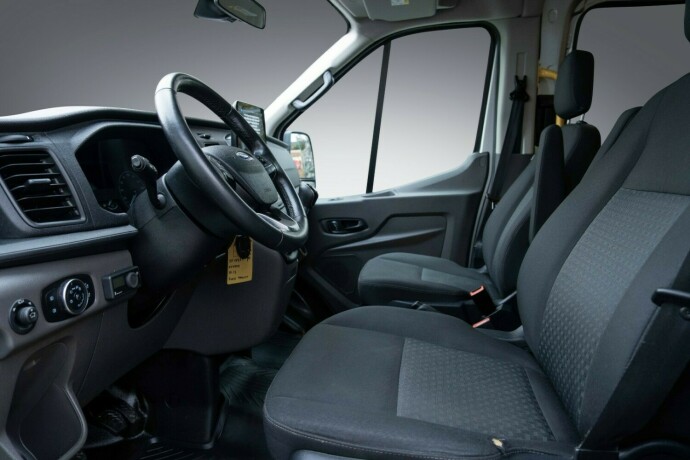 ford-transit-diesel-2021-big-25