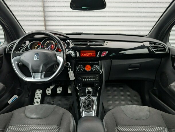 citroen-ds3-diesel-2012-big-13