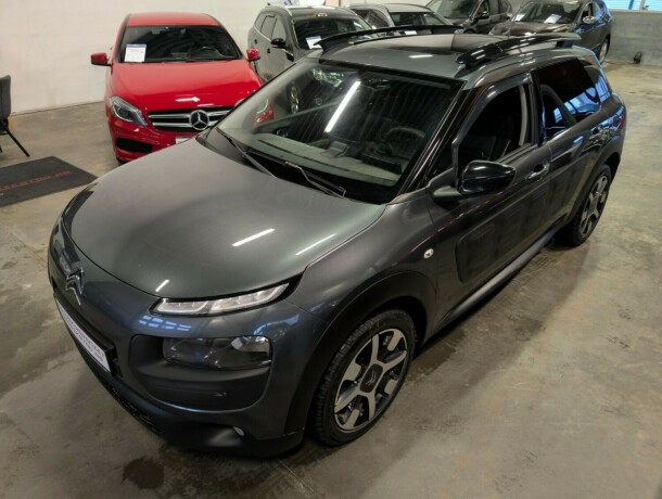 citroen-c4-cactus-diesel-2015-big-5