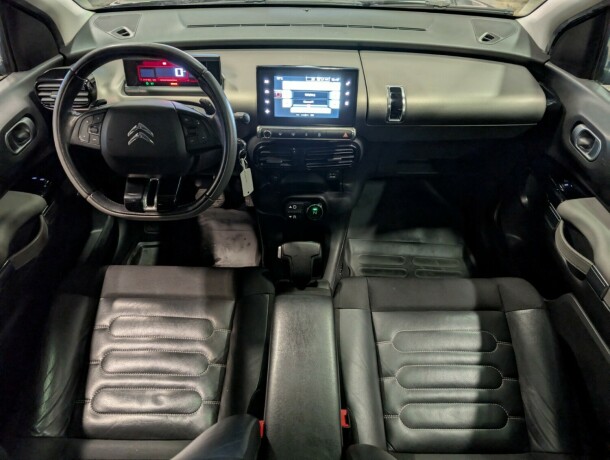 citroen-c4-cactus-diesel-2015-big-12