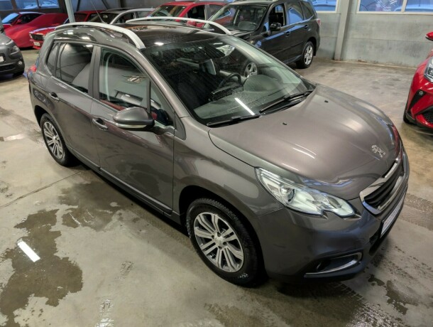 peugeot-2008-bensin-2016-big-4