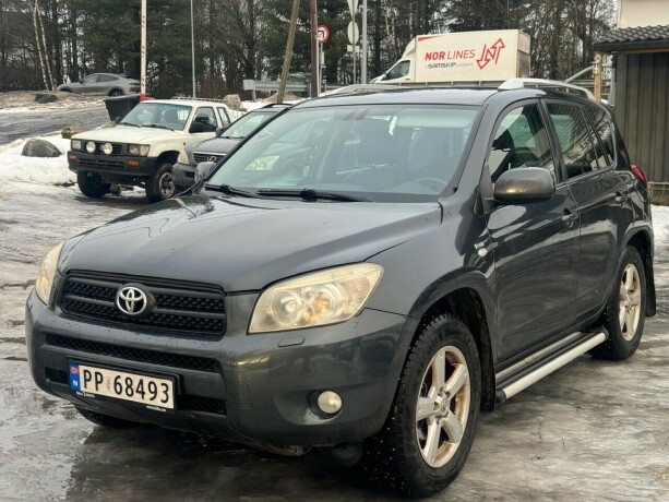 toyota-rav4-diesel-2007-big-2