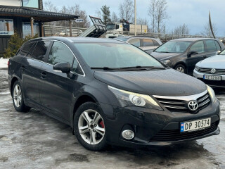 Toyota | Avensis | Bensin | 2013