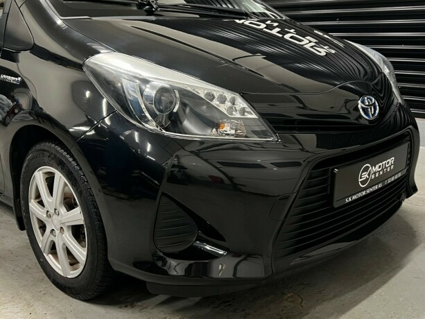 toyota-yaris-bensin-2013-big-2