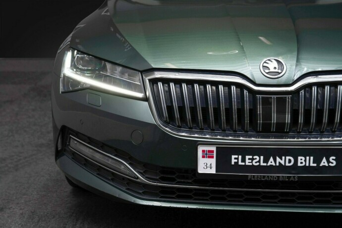 skoda-superb-diesel-2020-big-5