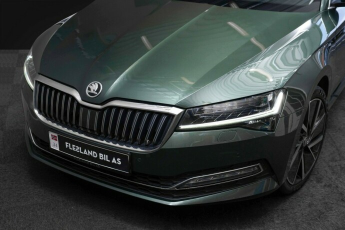 skoda-superb-diesel-2020-big-4