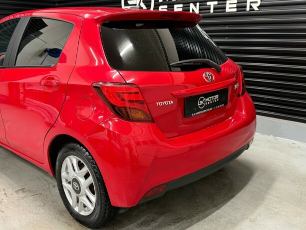 toyota-yaris-bensin-2015-big-4