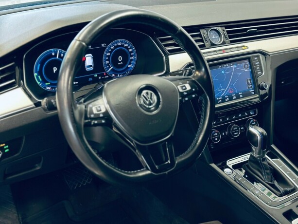 volkswagen-passat-elektrisitetbensin-2017-big-10