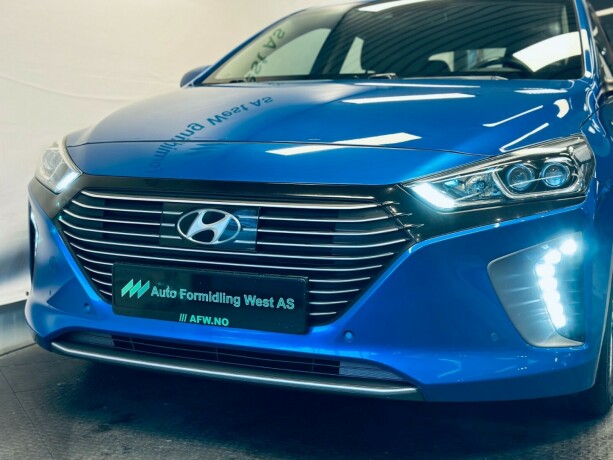 hyundai-ioniq-elektrisitetbensin-2017-big-3