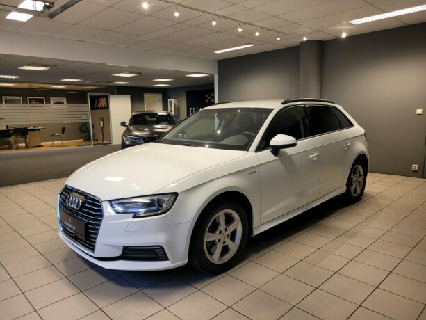 audi-a3-elektrisitetbensin-2018-big-8