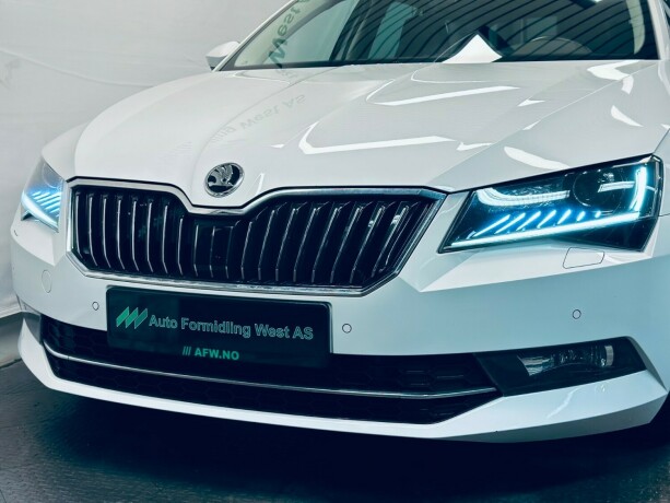 skoda-superb-diesel-2017-big-3