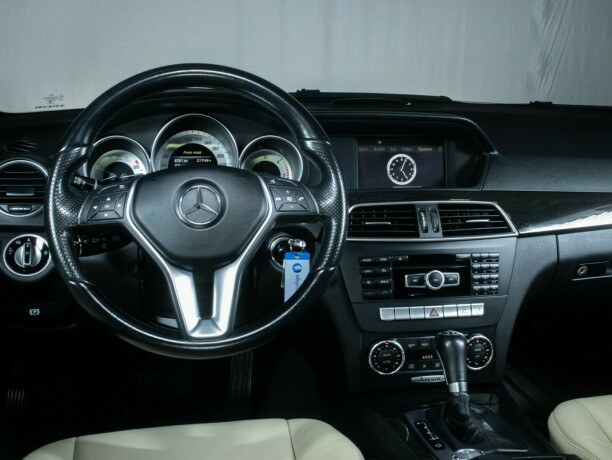 mercedes-benz-c-klasse-diesel-2012-big-58