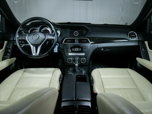 mercedes-benz-c-klasse-diesel-2012-big-61