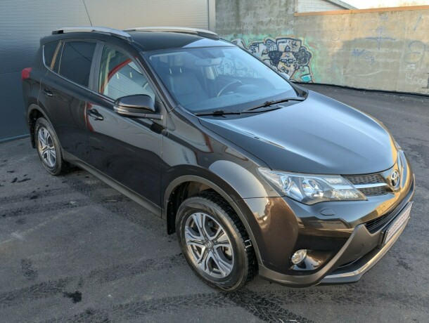 toyota-rav4-bensin-2015-big-4