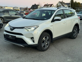 Toyota | RAV4 | Elektrisitet+bensin | 2016