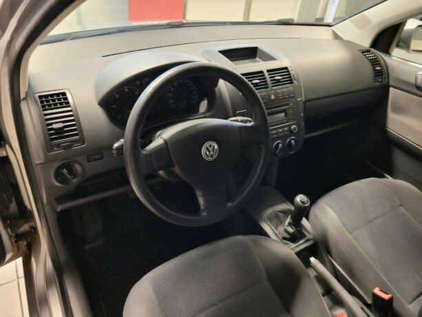 volkswagen-polo-diesel-2007-big-18