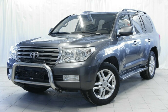 toyota-land-cruiser-diesel-2010-big-0