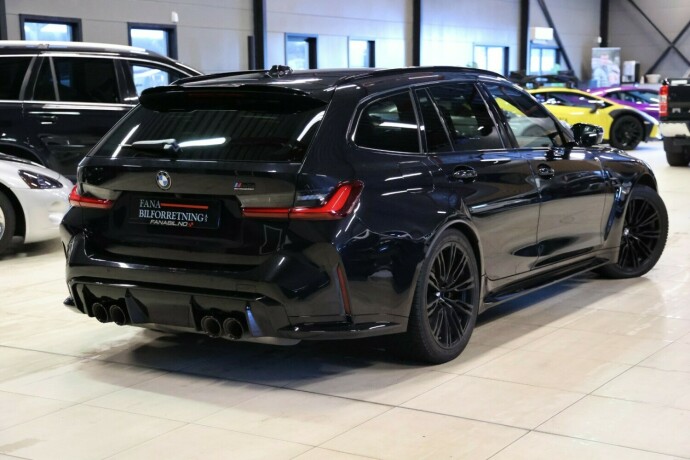 bmw-m3-bensin-2024-big-2