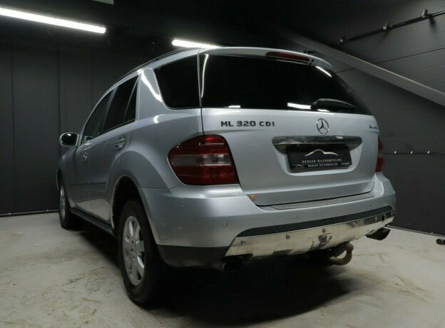 mercedes-benz-m-klasse-diesel-2007-big-3