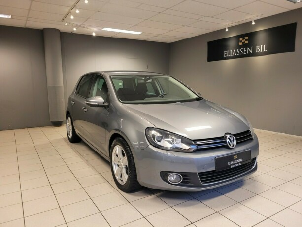 volkswagen-golf-bensin-2010-big-10