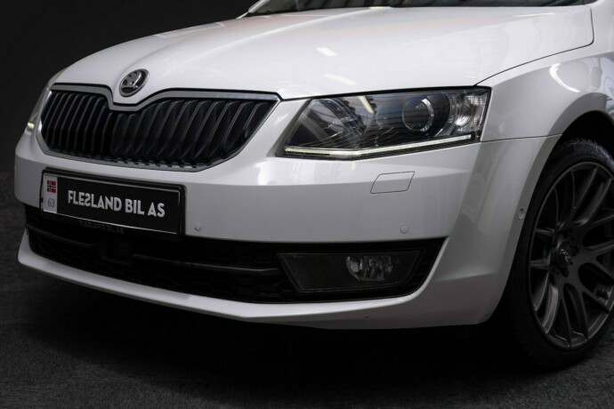 skoda-octavia-bensin-2017-big-2