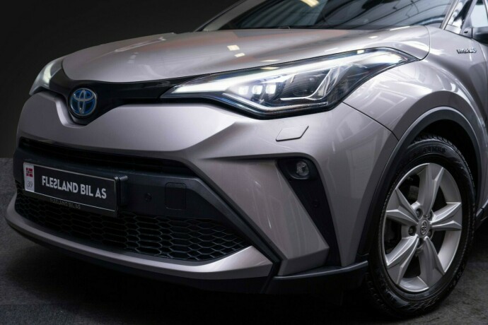 toyota-c-hr-elektrisitetbensin-2021-big-2