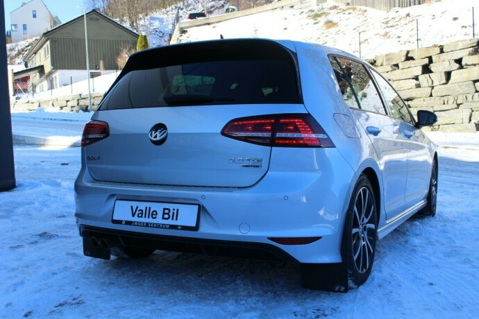 volkswagen-golf-diesel-2015-big-5