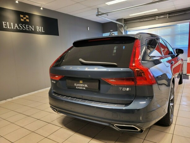 volvo-v90-elektrisitetbensin-2020-big-6