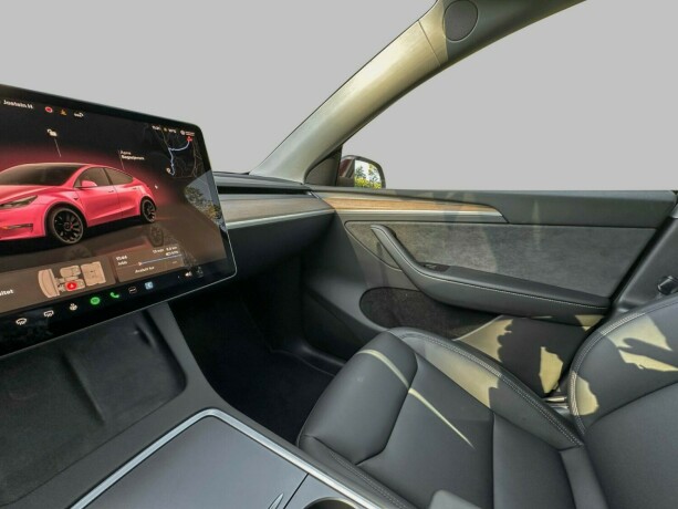 tesla-model-y-elektrisitet-2023-big-32