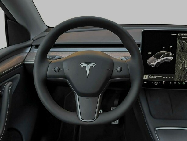 tesla-model-y-elektrisitet-2024-big-25