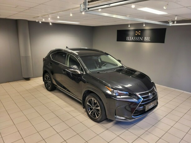 lexus-nx-300h-elektrisitetbensin-2016-big-1