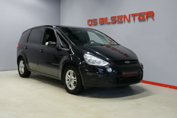 ford-s-max-diesel-2011-big-0