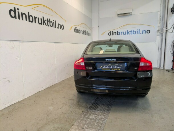 volvo-s80-diesel-2007-big-18